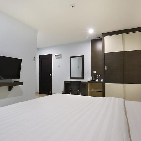 City Central Hotel Batam Zewnętrze zdjęcie